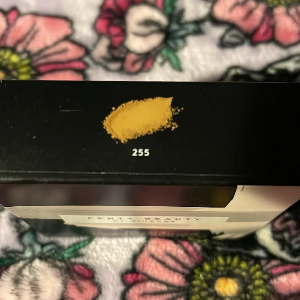 Fenty 255 PRO FILT'R SOFT MATTE POWDER FOUNDATION